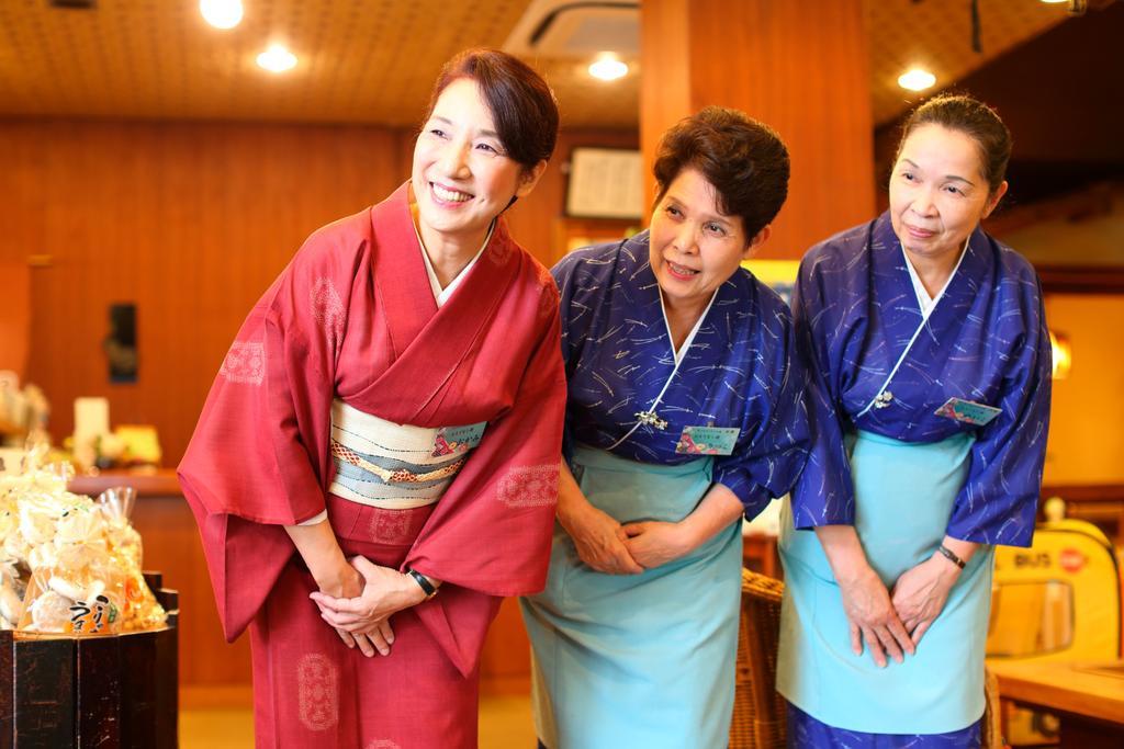 Готель Ureshino Onsen Shoen Екстер'єр фото