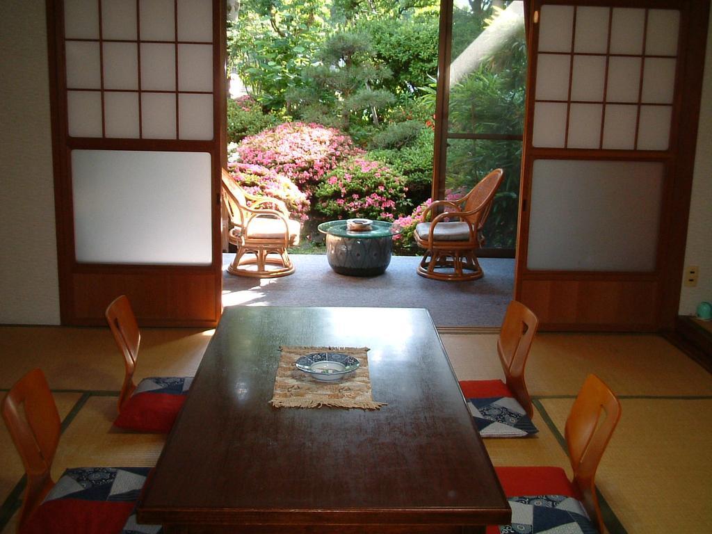 Готель Ureshino Onsen Shoen Екстер'єр фото