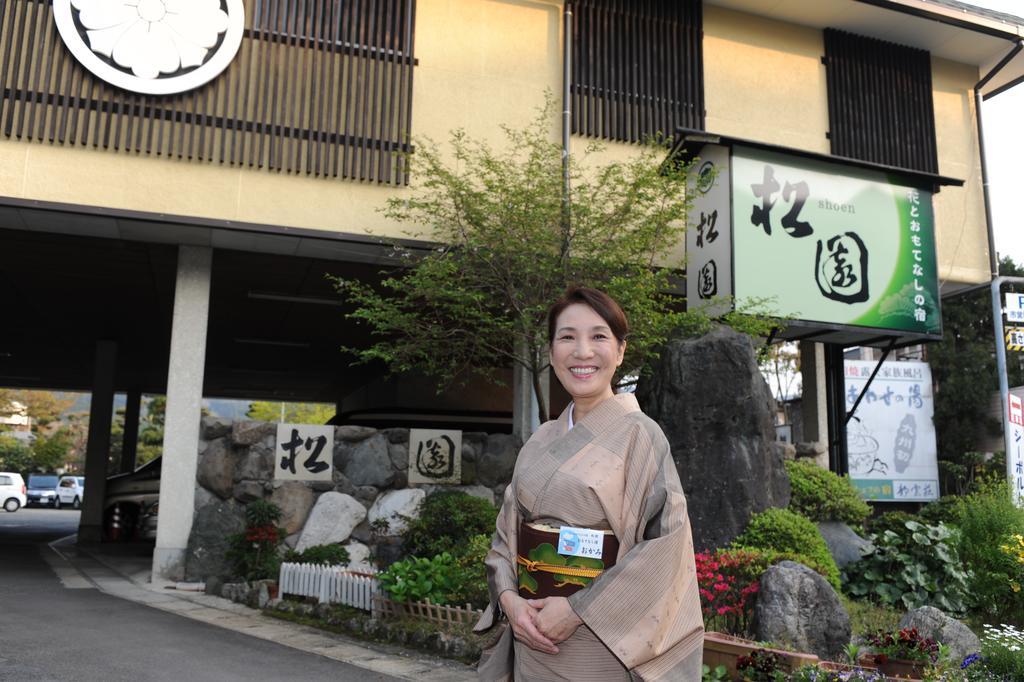Готель Ureshino Onsen Shoen Екстер'єр фото